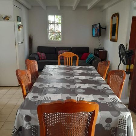 Maison Creole Chaleureuse Avec Stationnement Ле-Гозье Экстерьер фото